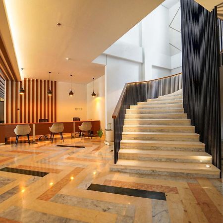 Rayz Umm Hotel Маланг Екстер'єр фото