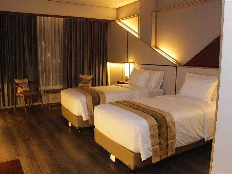 Rayz Umm Hotel Маланг Екстер'єр фото