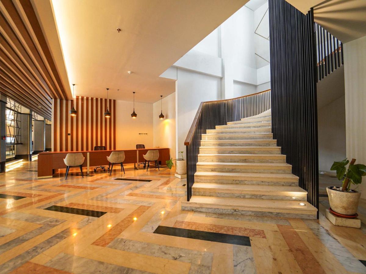 Rayz Umm Hotel Маланг Екстер'єр фото